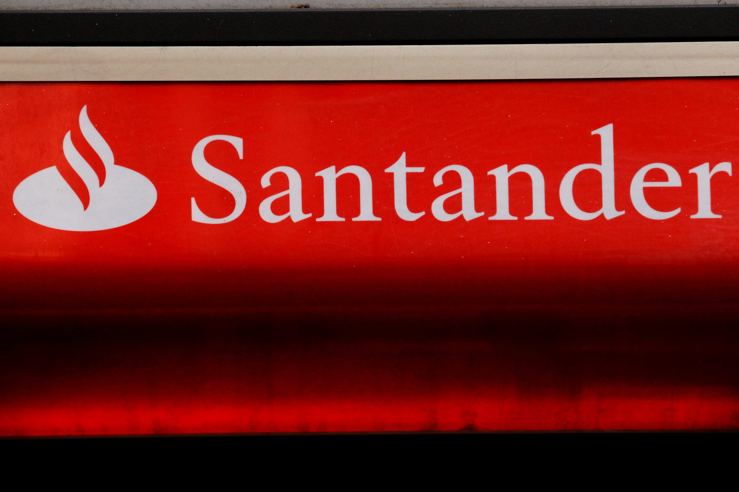 Santander anuncia compra de 60% da Toro Investimentos e fusão com a Pi para formar nova plataforma