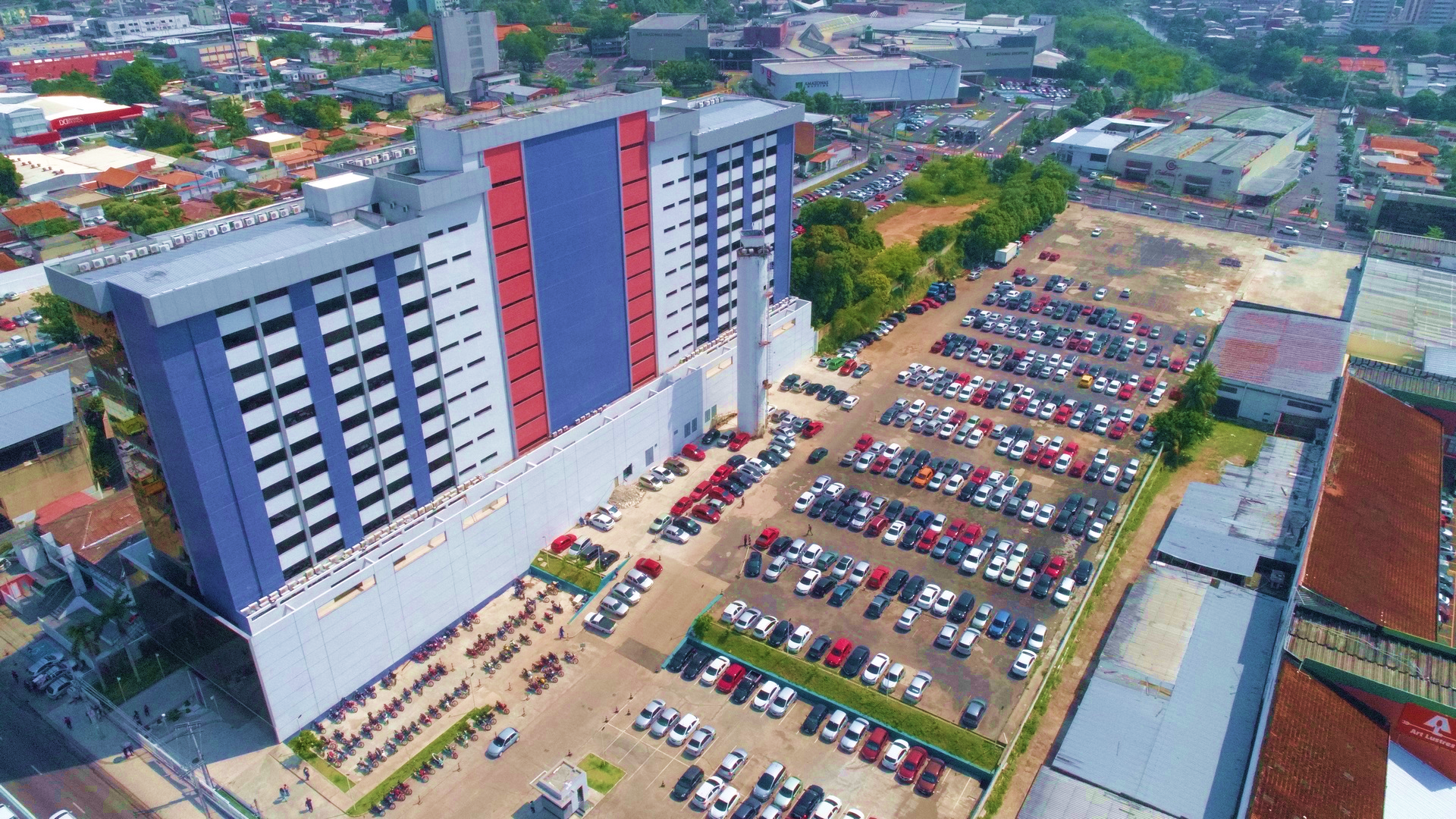 O Centro Universitário Fametro abre inscrições para o vestibular 2025.2 com 75 cursos e bolsas de até 65%!
