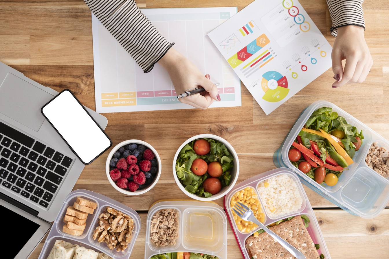 A relação entre Burnout e alimentação vai além do cansaço: estudo revela conexão profunda.