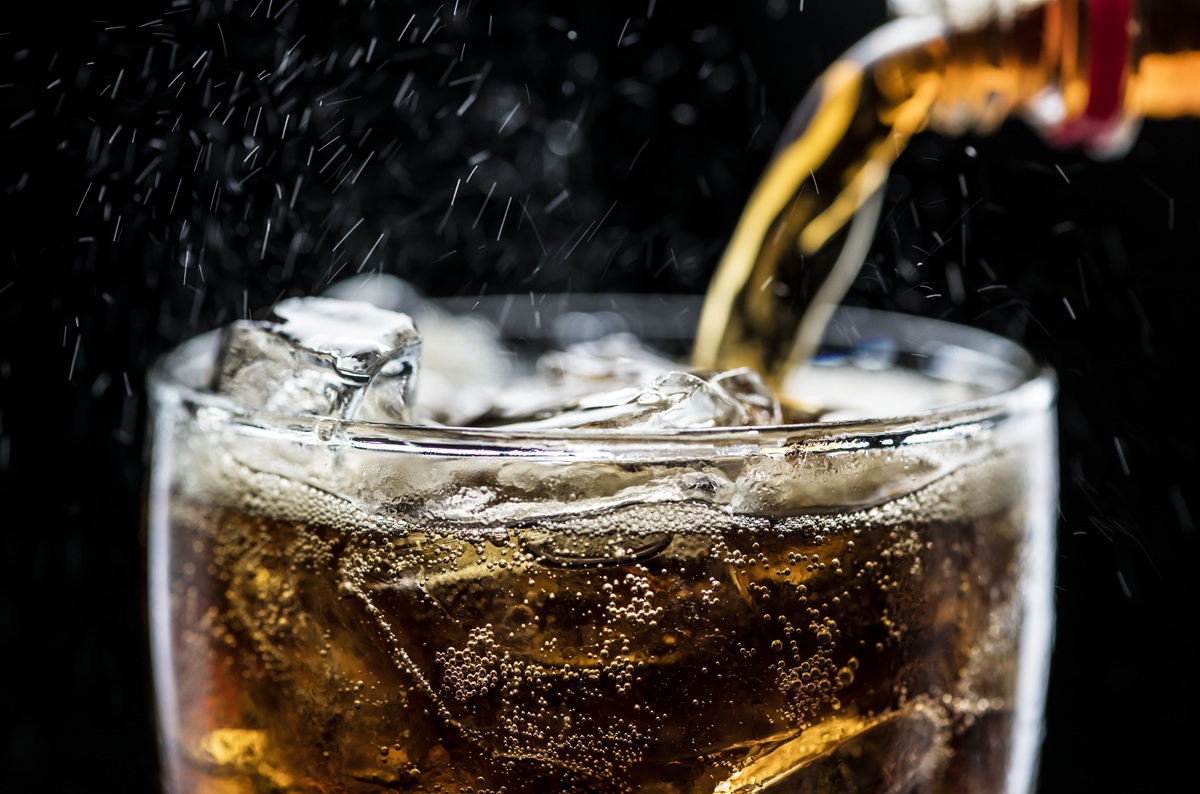Estudo indica que refrigerantes zero são mais prejudiciais ao fígado do que os tradicionais
