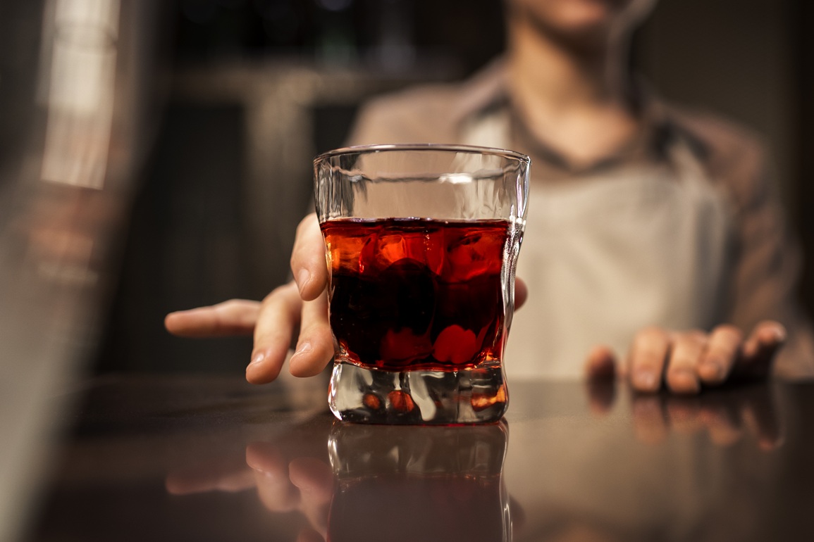Estudo aponta que uma única dose de álcool pode aumentar o risco de doenças cardíacas