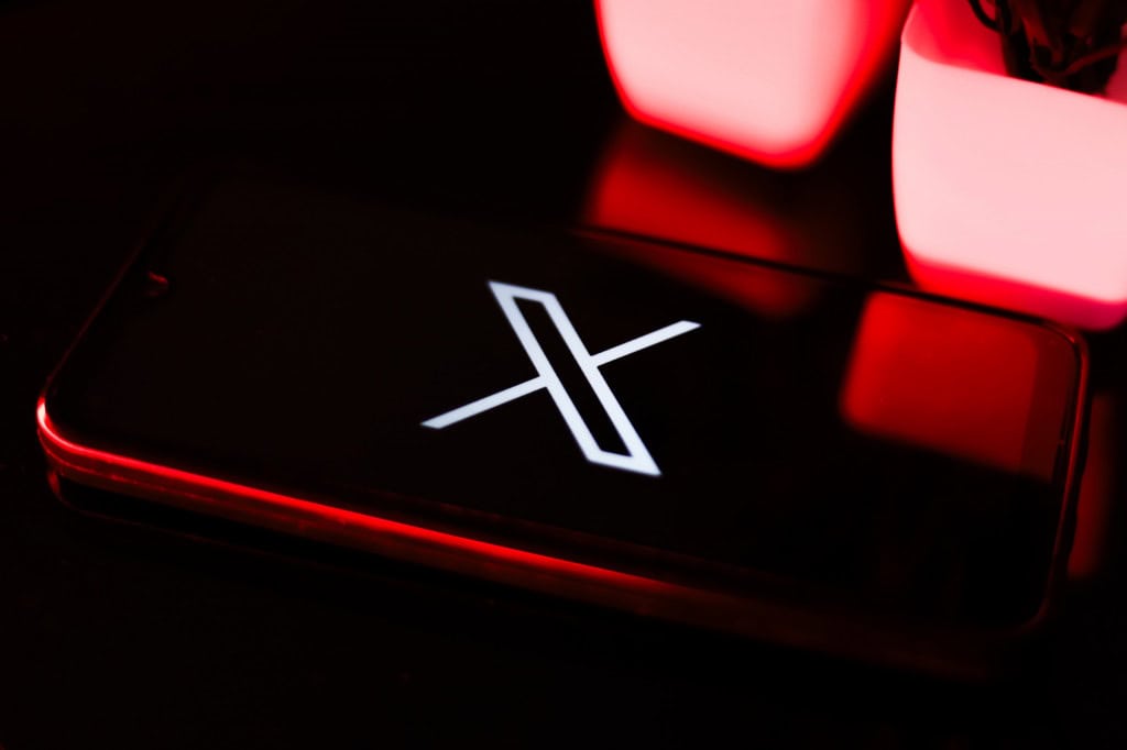 Musk anuncia lançamento de sistema de pagamentos no X para este mês